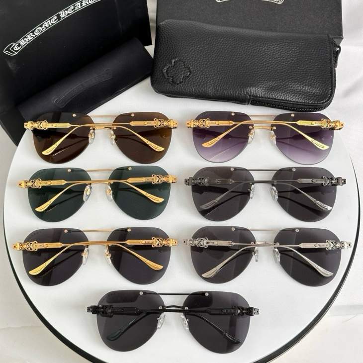 Picture of Chrome Hearts Sunglasses _SKUfw70120979fw